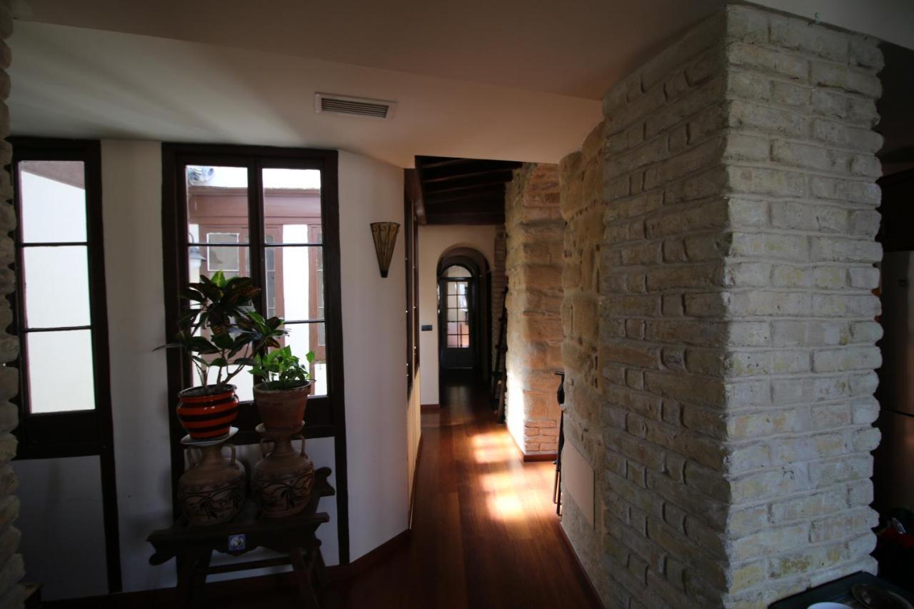 Apartamentos Deluxe Calle Corredera Jerez de la Frontera Chambre photo